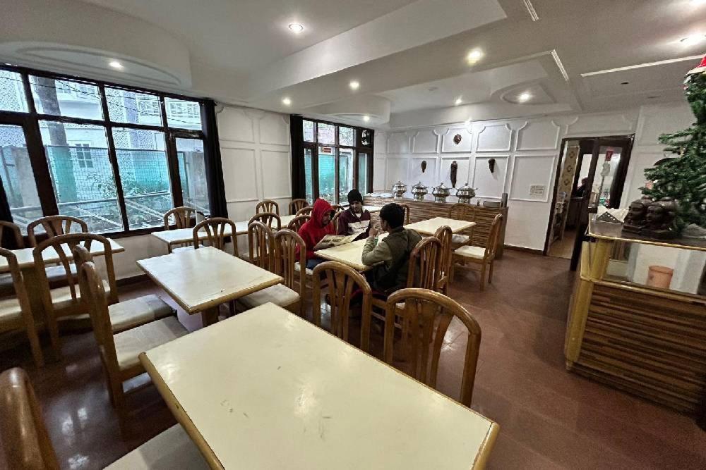 Hotel Kalinga Intercontinental Manali Extérieur photo